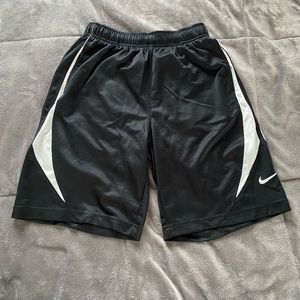 Nike Shorts Size: Youth Medium